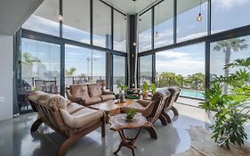 Villa On Ocean View
